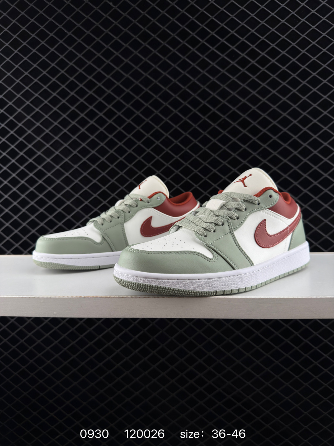 Nike Wmns Air Jordan 1 Low GS”Team Gold“